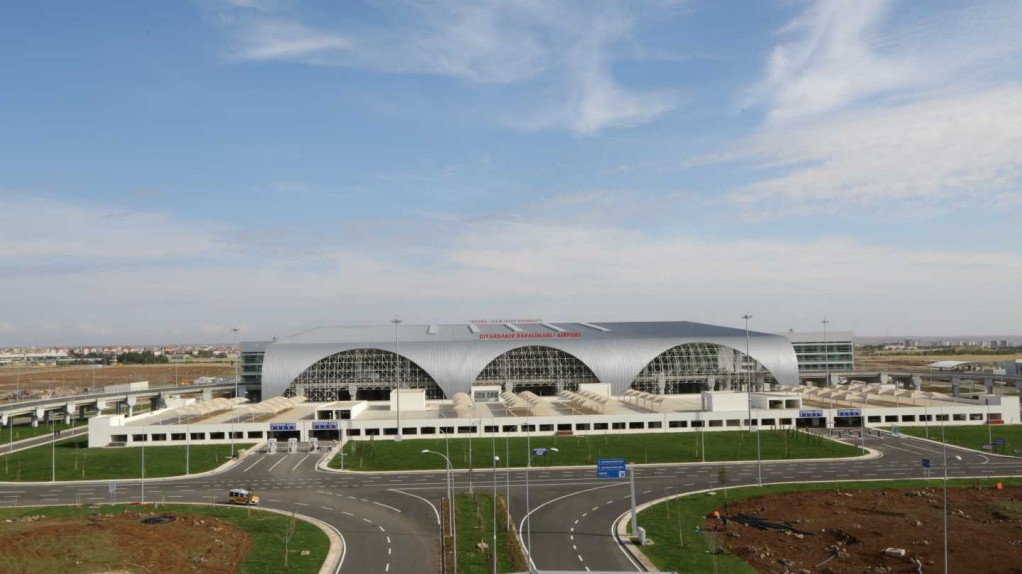 Diyarbakır Havalimanı Terminal Binası